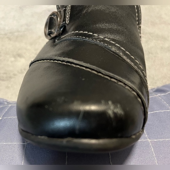 Beautiful I ❤️ Comfort black slip on shoes. - Picture 10 of 10